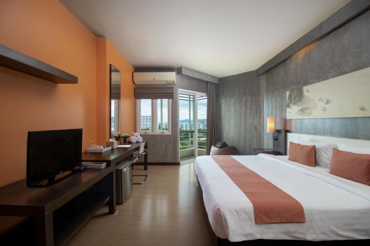 Silathip Huahin Serviced Apartment & Hotel Екстер'єр фото