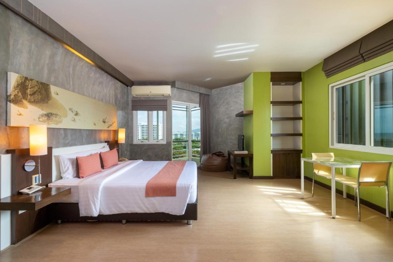 Silathip Huahin Serviced Apartment & Hotel Екстер'єр фото