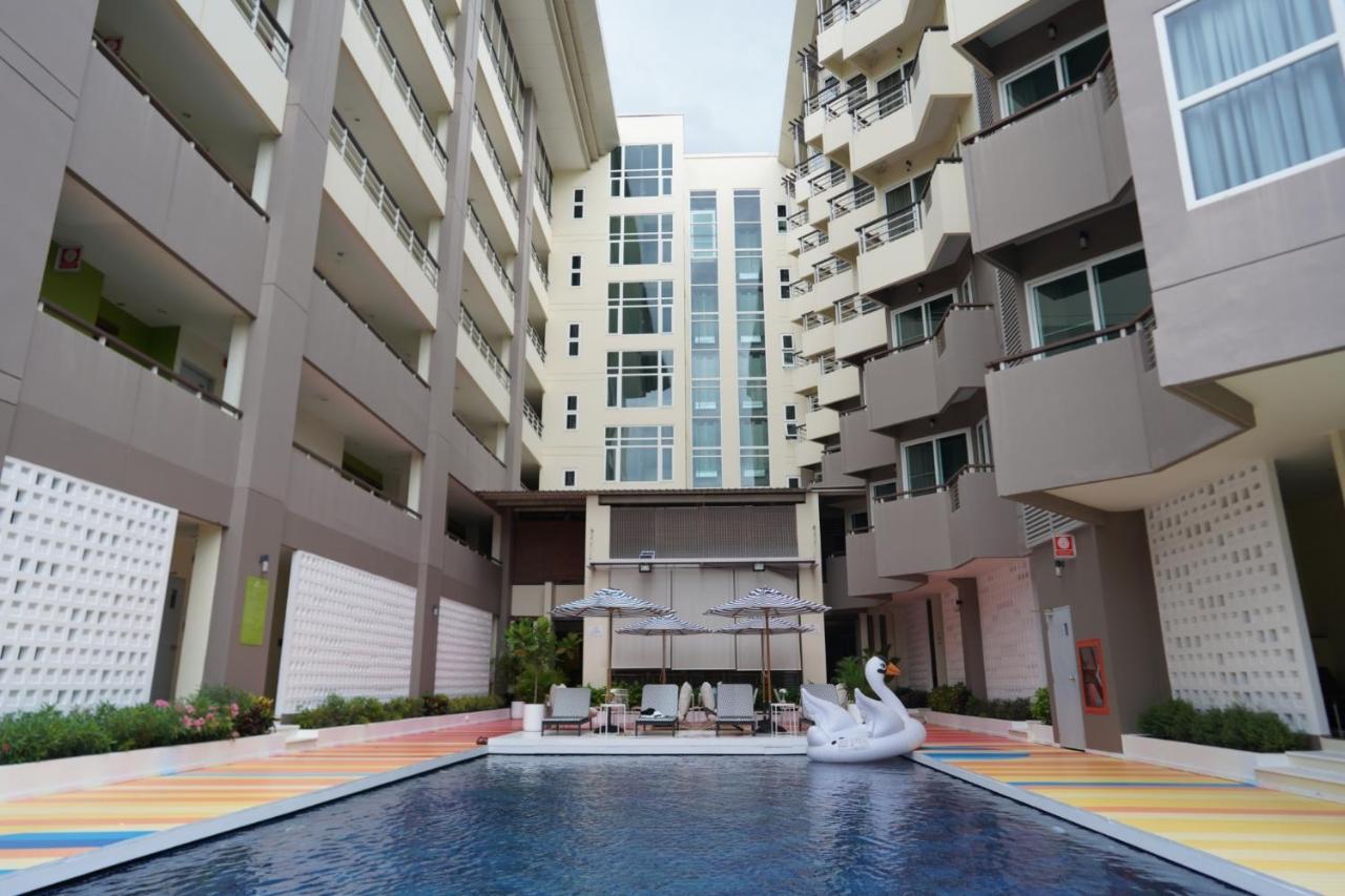 Silathip Huahin Serviced Apartment & Hotel Екстер'єр фото