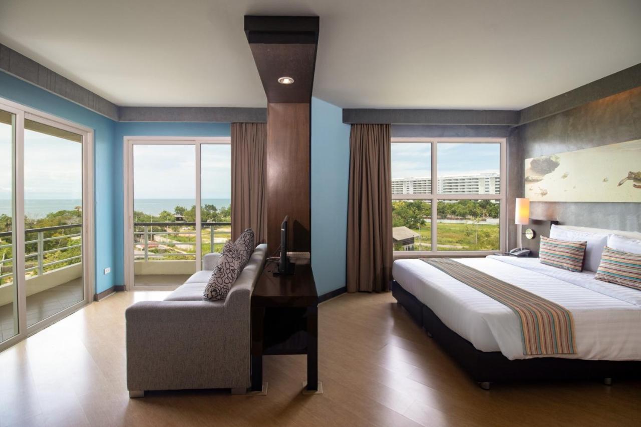 Silathip Huahin Serviced Apartment & Hotel Екстер'єр фото