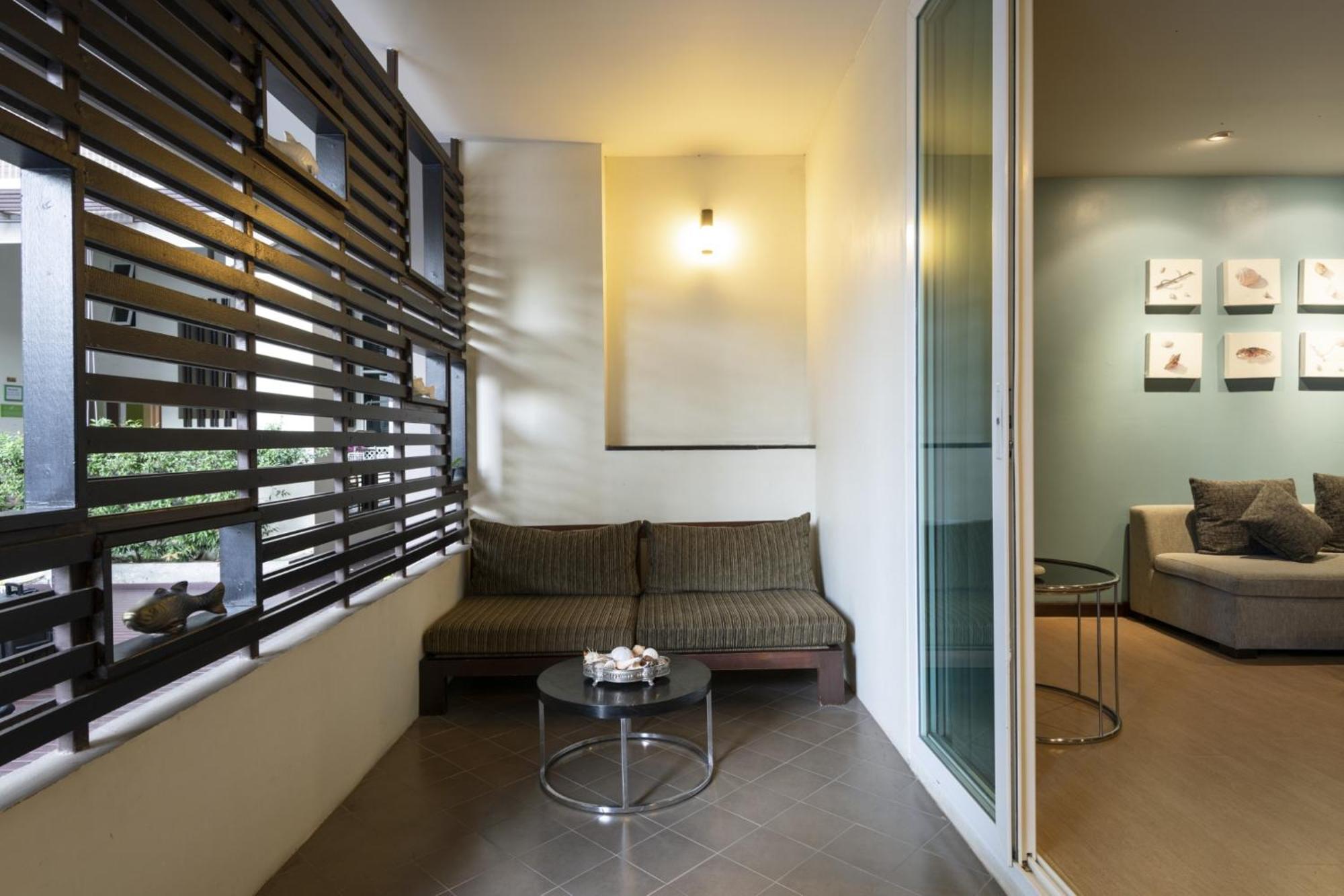 Silathip Huahin Serviced Apartment & Hotel Екстер'єр фото