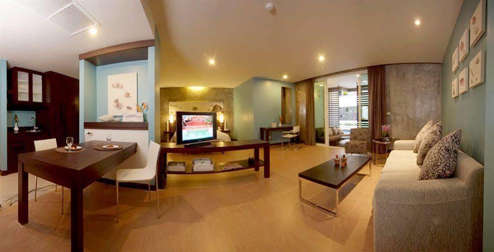 Silathip Huahin Serviced Apartment & Hotel Екстер'єр фото